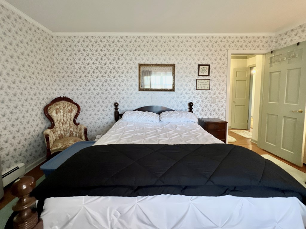 Onancock, Virginia, 23417, United States, 2 Bedrooms Bedrooms, ,2 BathroomsBathrooms,Residential,For Sale,1971701