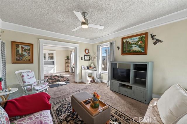 Los Angeles, California, 90003, United States, ,Residential,For Sale,1977339