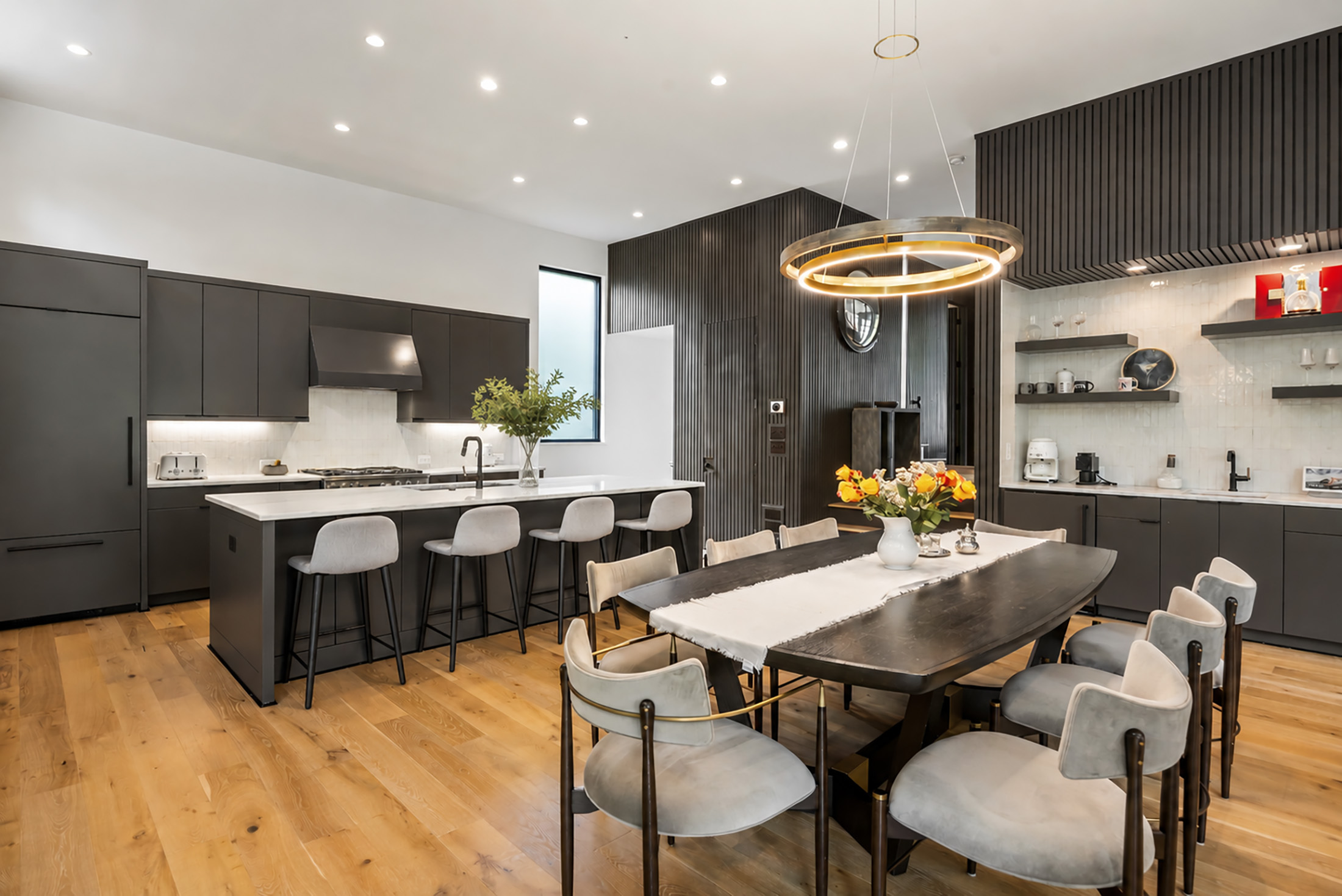  Exceptional Contemporary Home in the Heart of Buckhead - 物件實景