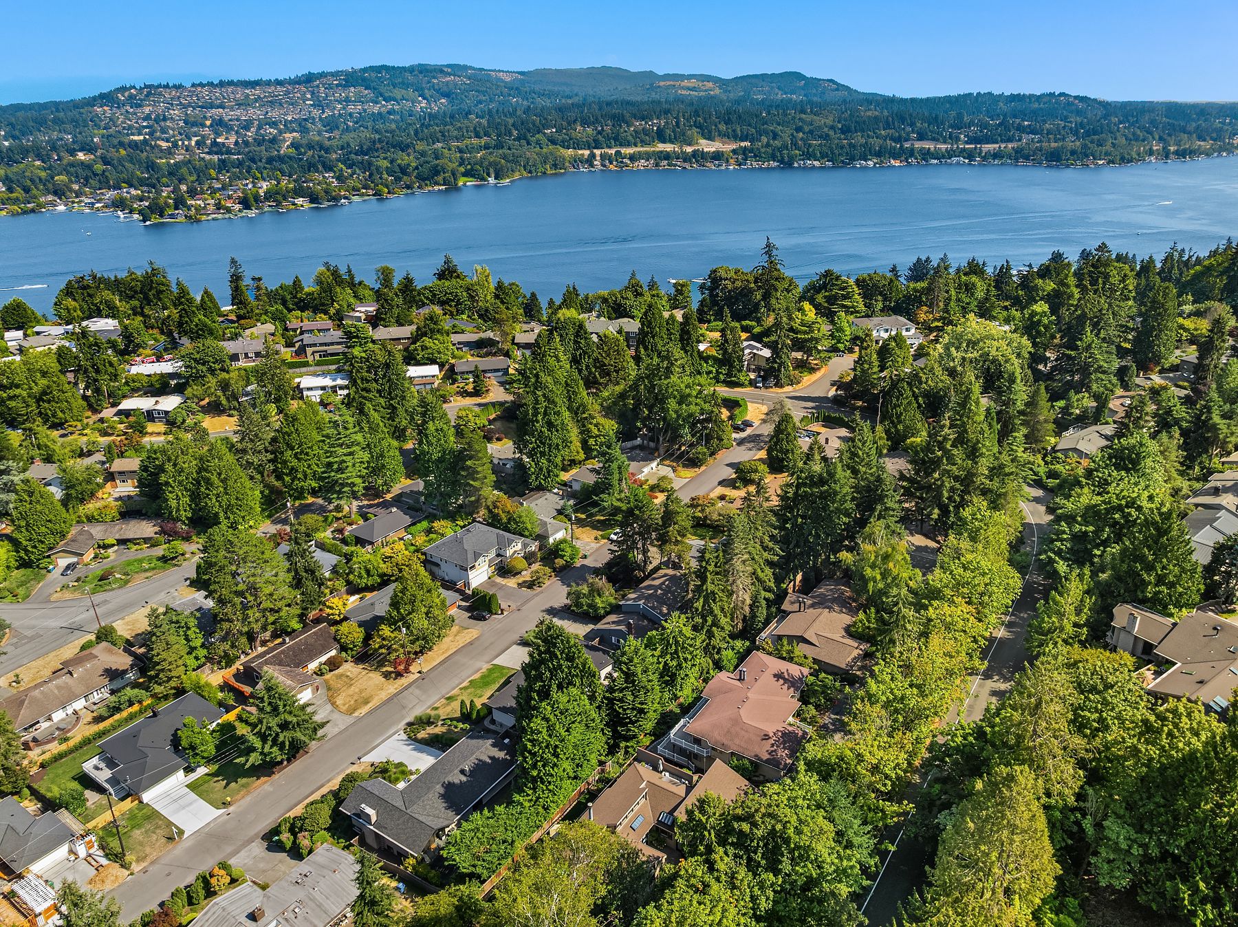  9360 Mercerwood Drive Dr, Mercer Island, WA 98040 - 物件實景