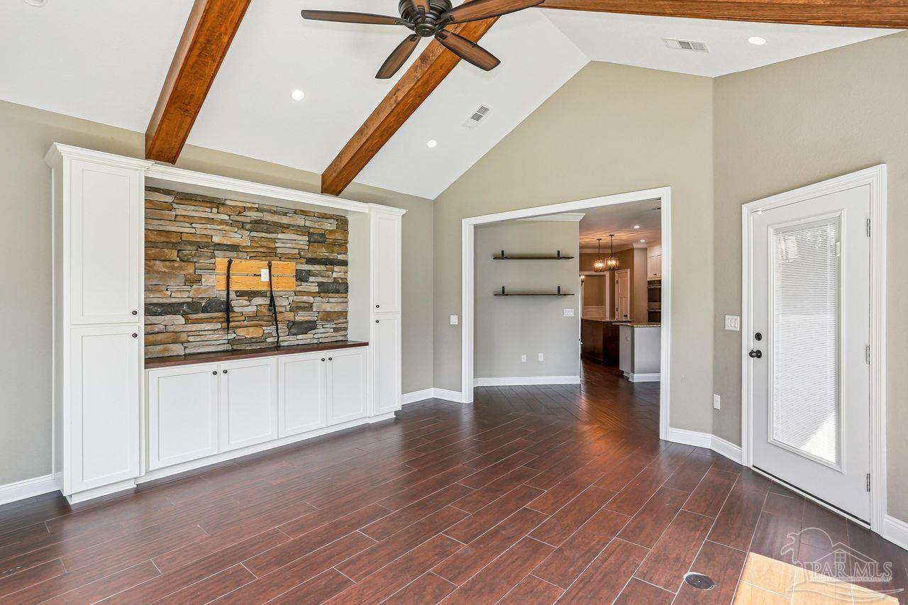 Pace, Florida, 32571, United States, 5 Bedrooms Bedrooms, ,4 BathroomsBathrooms,Residential,For Sale,1941978