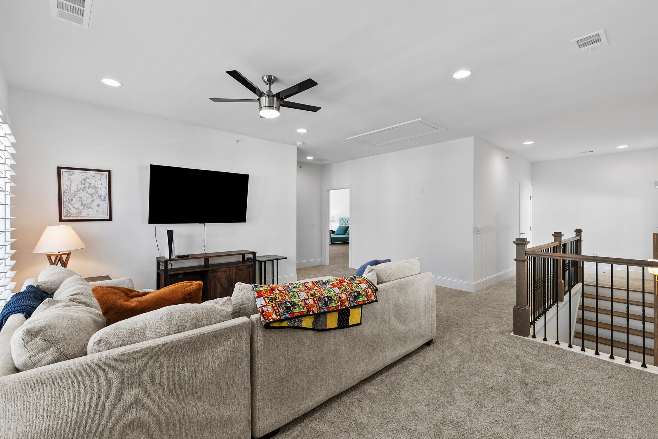 Beautifully Designed Townhome Just Moments from Downtown Woodstock - 物件實景