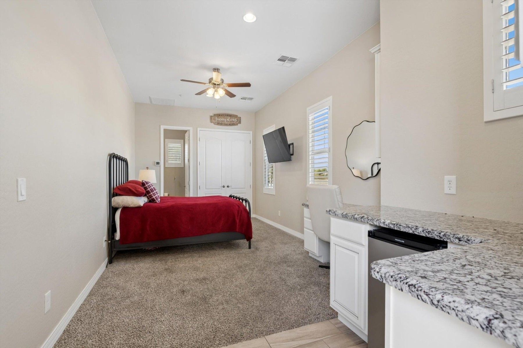  7551 W Saguaro Park Lane  Peoria, AZ - 物件實景