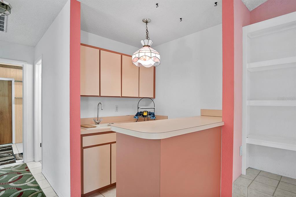 Weeki Wachee, Florida, 34607, United States, 4 Bedrooms Bedrooms, ,5 BathroomsBathrooms,Residential,For Sale,2009705