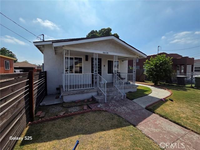 Los Angeles, California, 90002, United States, 3 Bedrooms Bedrooms, ,1 BathroomBathrooms,Residential,For Sale,1909715
