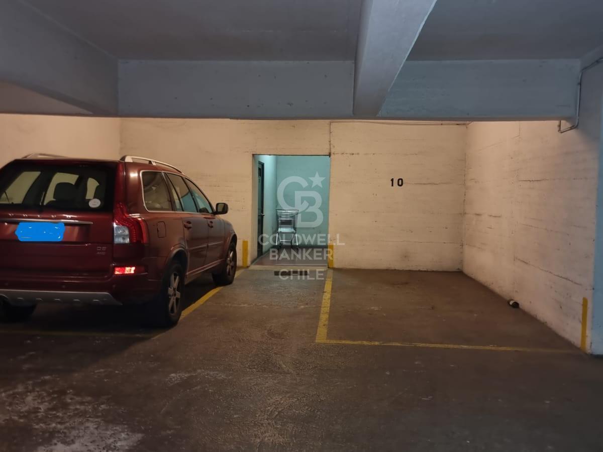 Las Condes, Chile, 4 Bedrooms Bedrooms, ,4 BathroomsBathrooms,Residential,For Sale,1709659