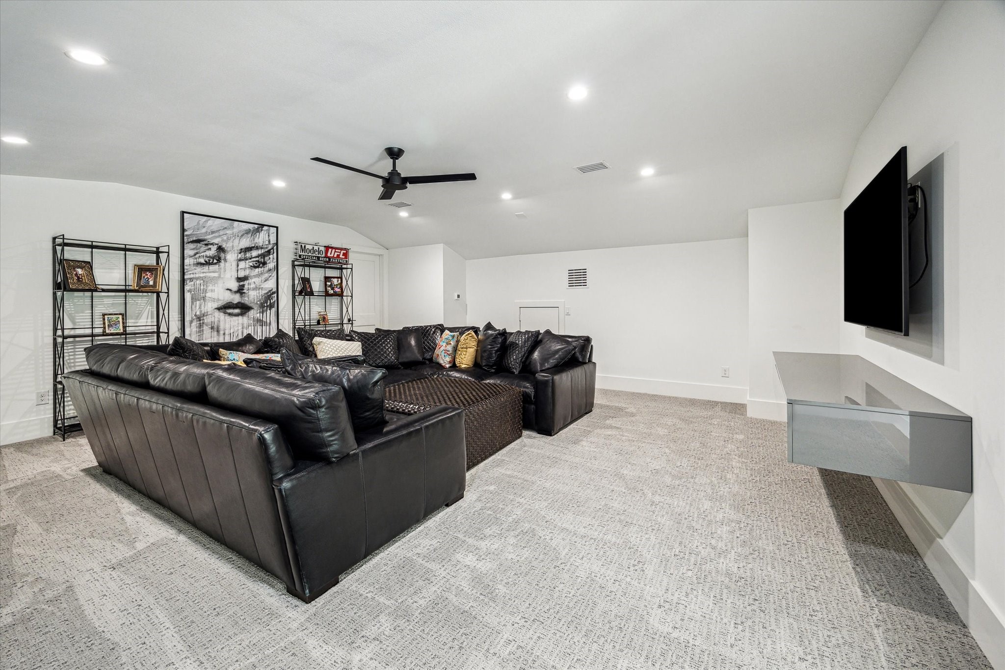  4002 Meadow Lake Lane - 物件實景