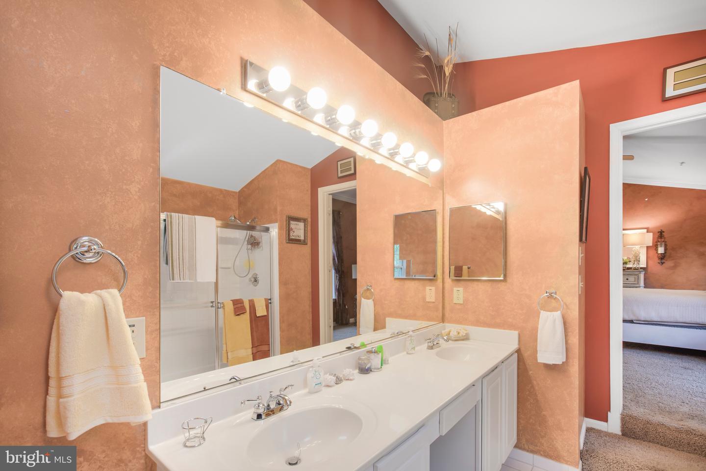 CLINTON, Maryland, 20735, United States, 4 Bedrooms Bedrooms, ,4 BathroomsBathrooms,Residential,For Sale,1982820