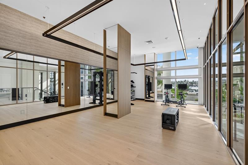 Fort Lauderdale, Florida, 33304, United States, 4 Bedrooms Bedrooms, ,4 BathroomsBathrooms,Residential,For Sale,1994835