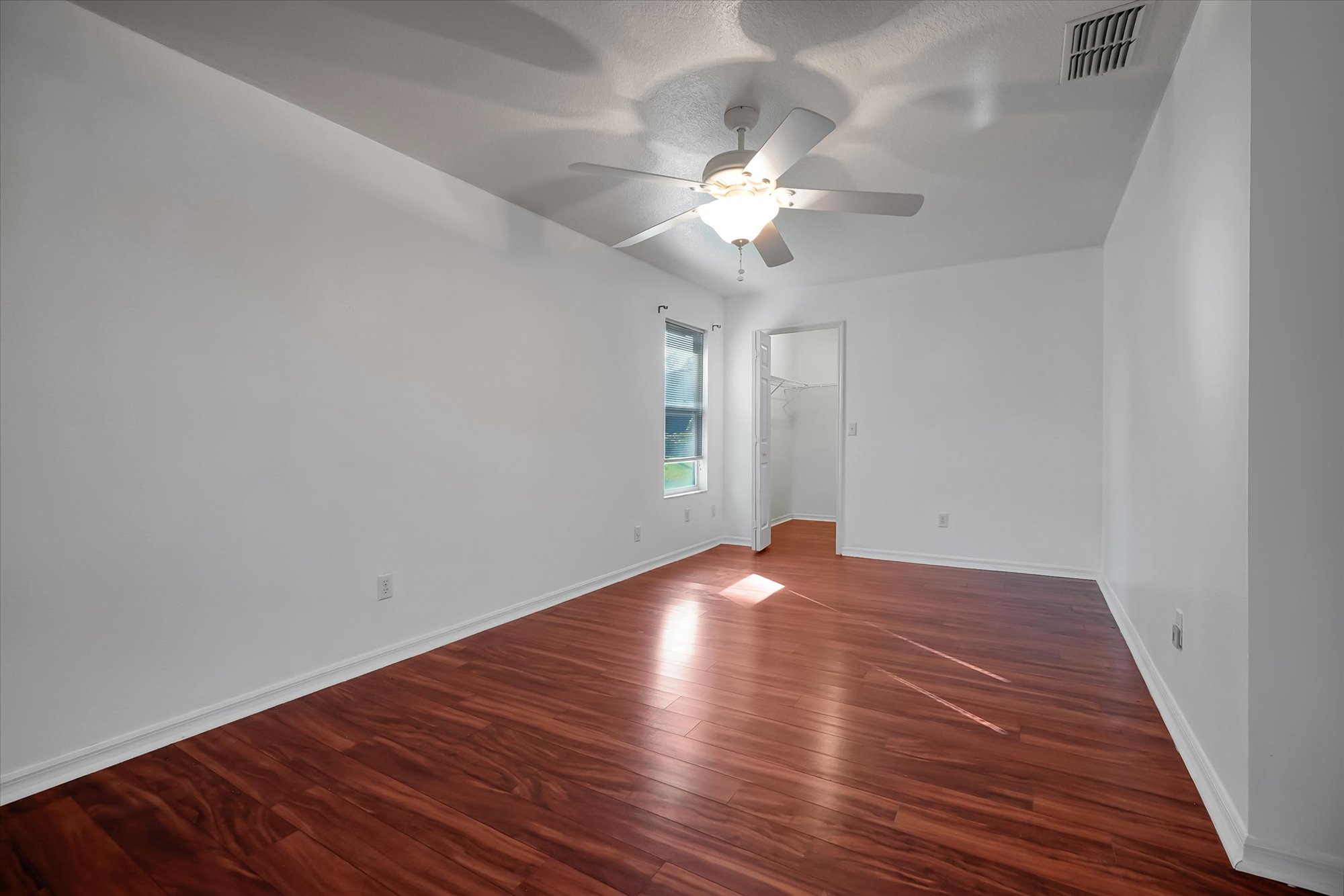 Orlando, Florida, 32833, United States, 4 Bedrooms Bedrooms, ,2 BathroomsBathrooms,Residential,For Sale,1995372