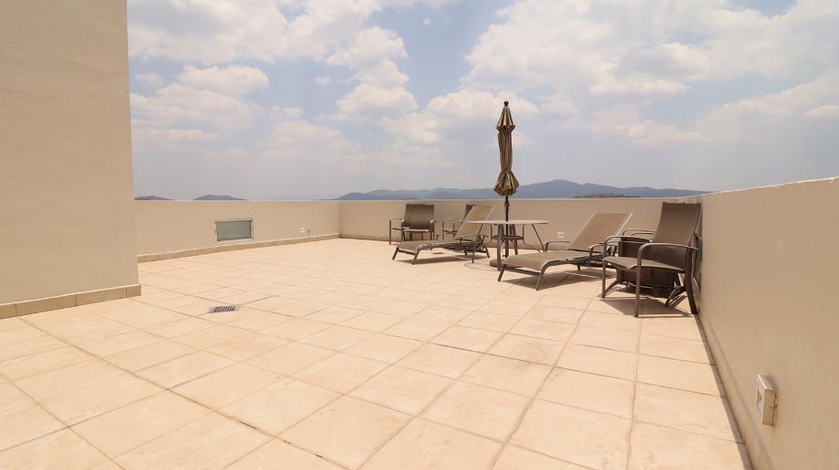 Morelia, Michoacán de Ocampo, 58350, Mexico, 3 Bedrooms Bedrooms, ,3 BathroomsBathrooms,Residential,For Sale,1804185