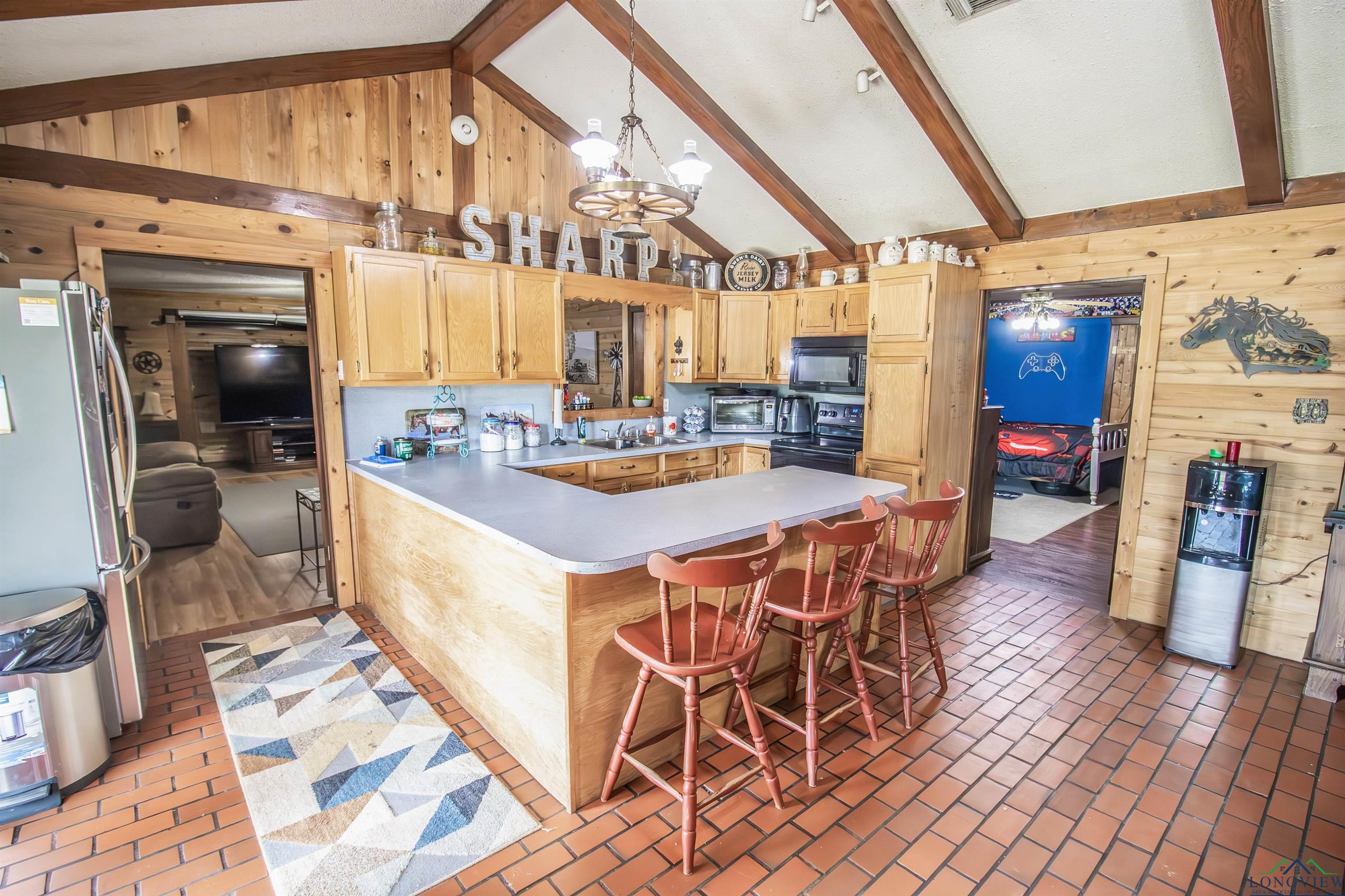 Jefferson, Texas, 75657, United States, 3 Bedrooms Bedrooms, ,2 BathroomsBathrooms,Residential,For Sale,1983011