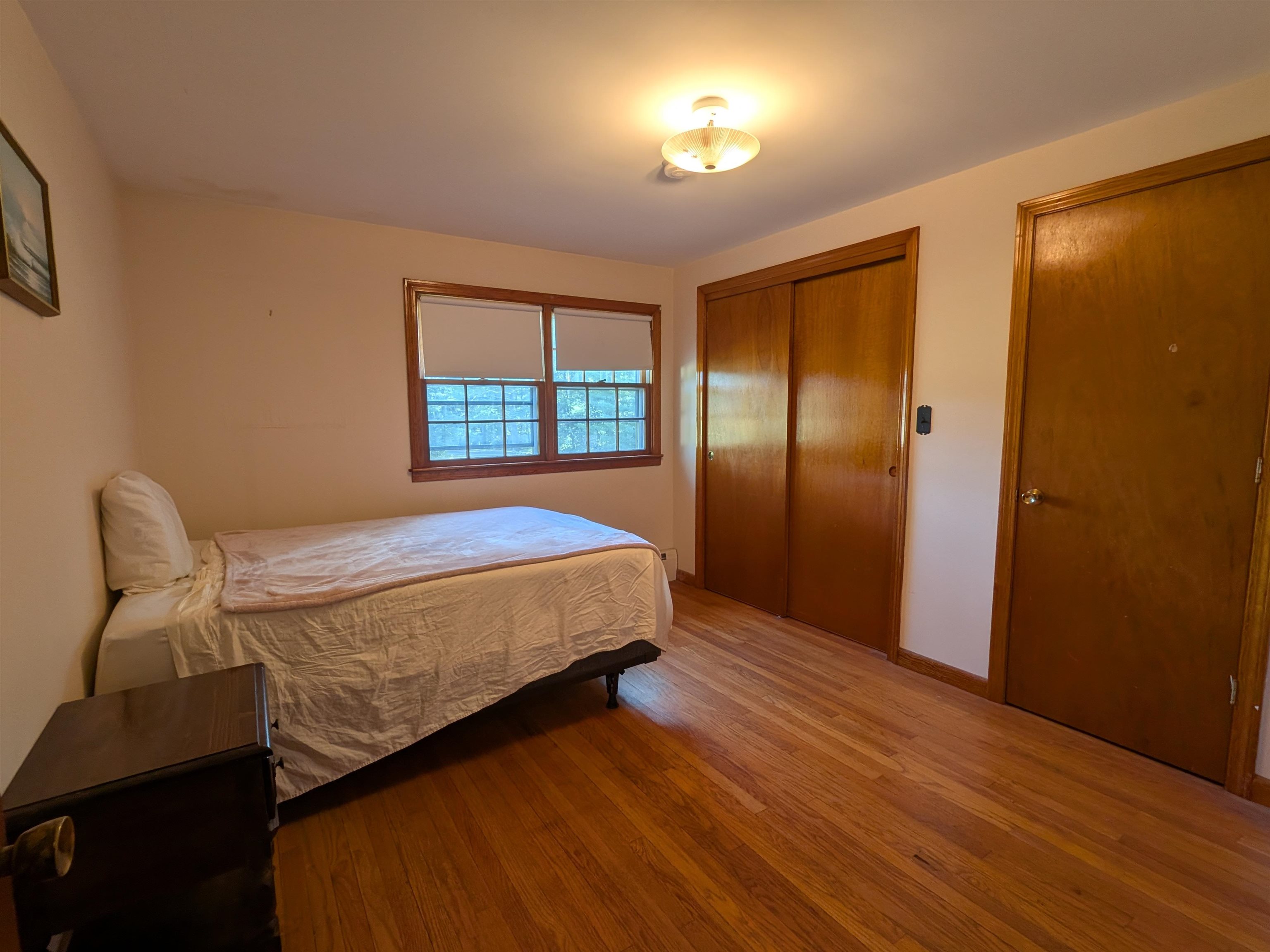 Hollis, New Hampshire, 03049, United States, 3 Bedrooms Bedrooms, ,2 BathroomsBathrooms,Residential,For Sale,1934424