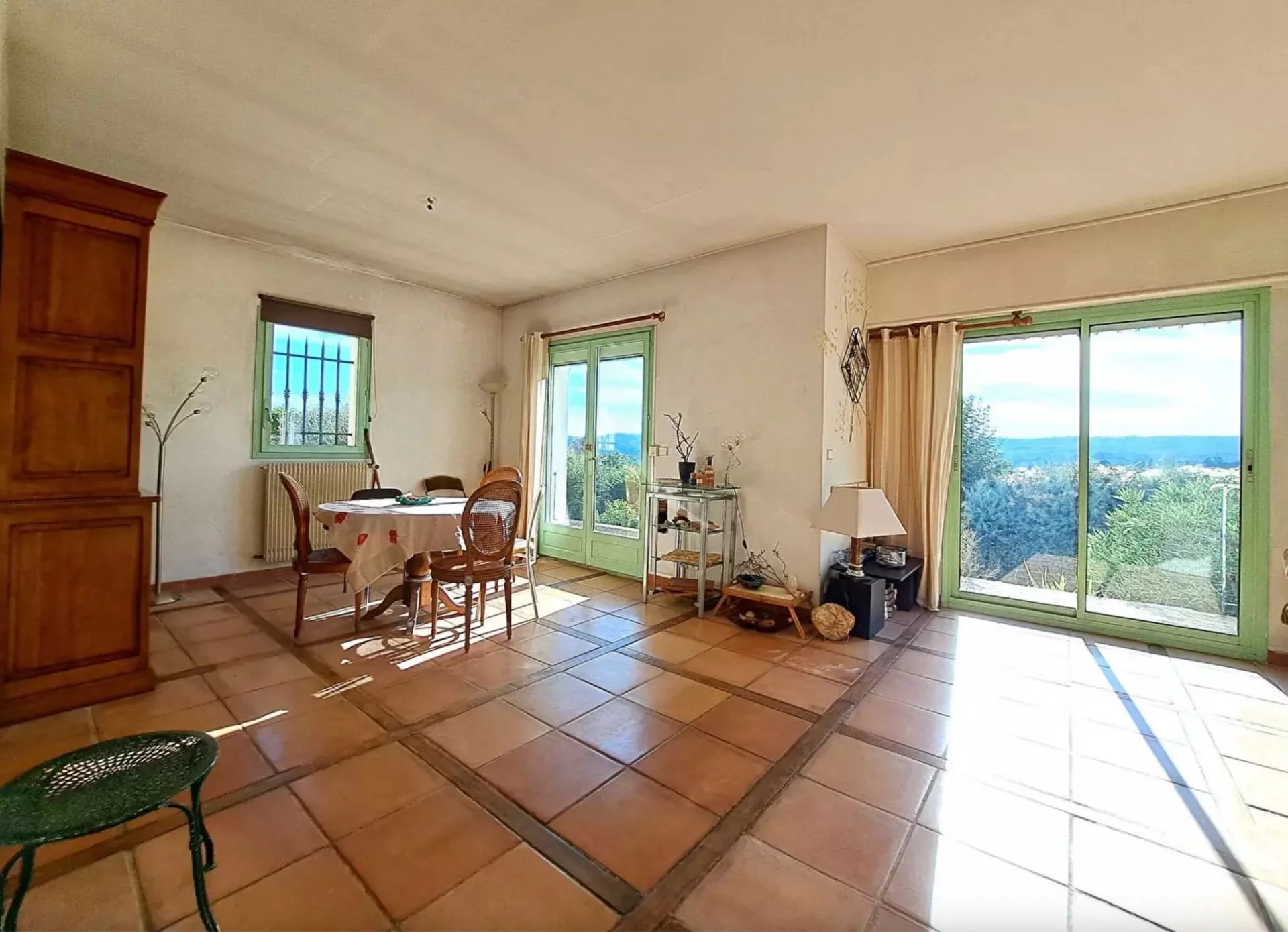 Saint-Paul-de-Vence, Provence-Alpes-Côte d’Azur, 06570, FR, 3 Bedrooms Bedrooms, ,Residential,For Sale,1807534