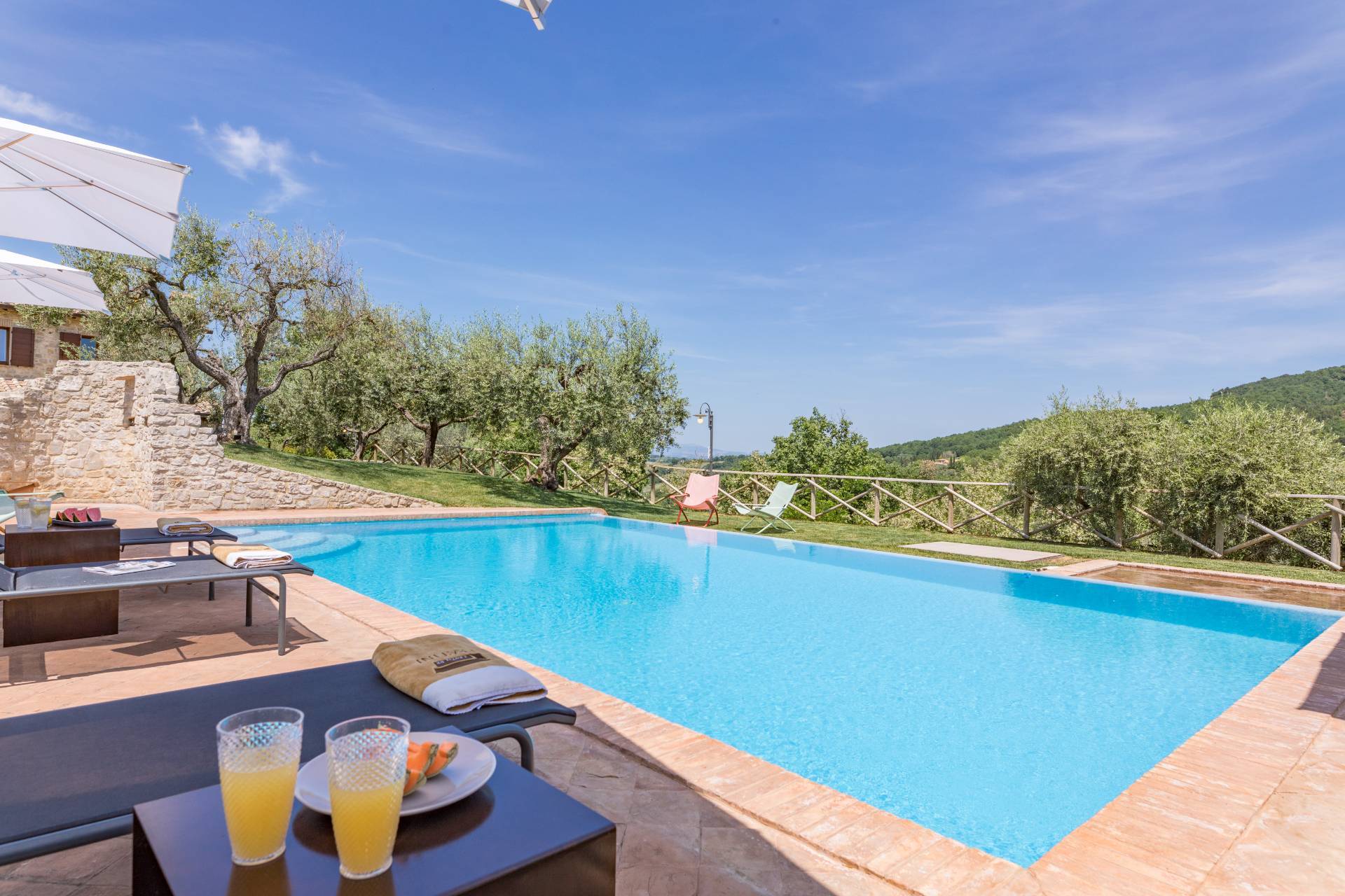 Collazzone, Perugia, 06050, IT, 6 Bedrooms Bedrooms, ,5 BathroomsBathrooms,Residential,For Sale,1867423