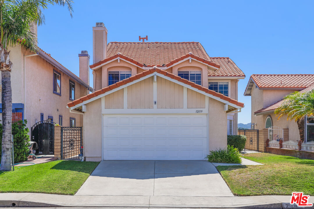 Porter Ranch, California, 91326, United States, 4 Bedrooms Bedrooms, ,3 BathroomsBathrooms,Residential,For Sale,1906036