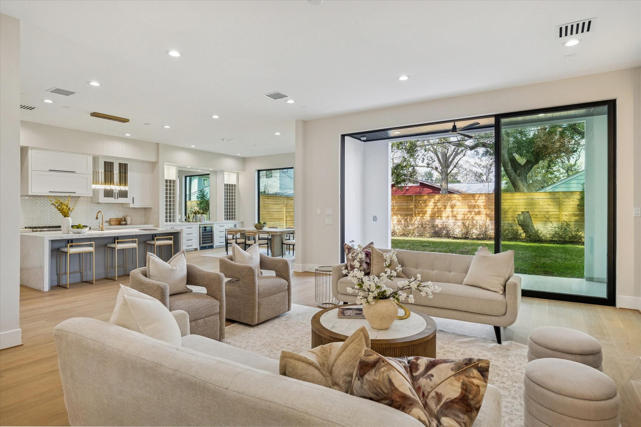  1014 Gardenia Drive - 物件實景