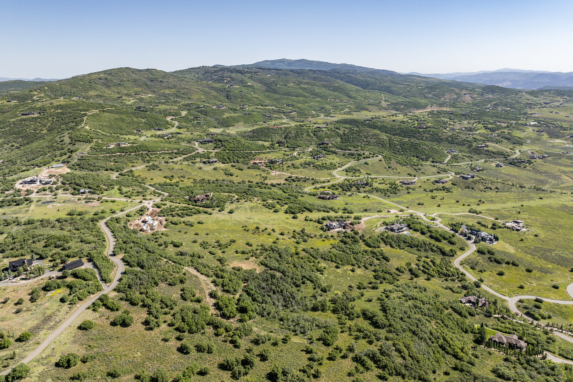  Privacy, Mountain Views, Downhill Build and Build up to Four Structures - 物件實景