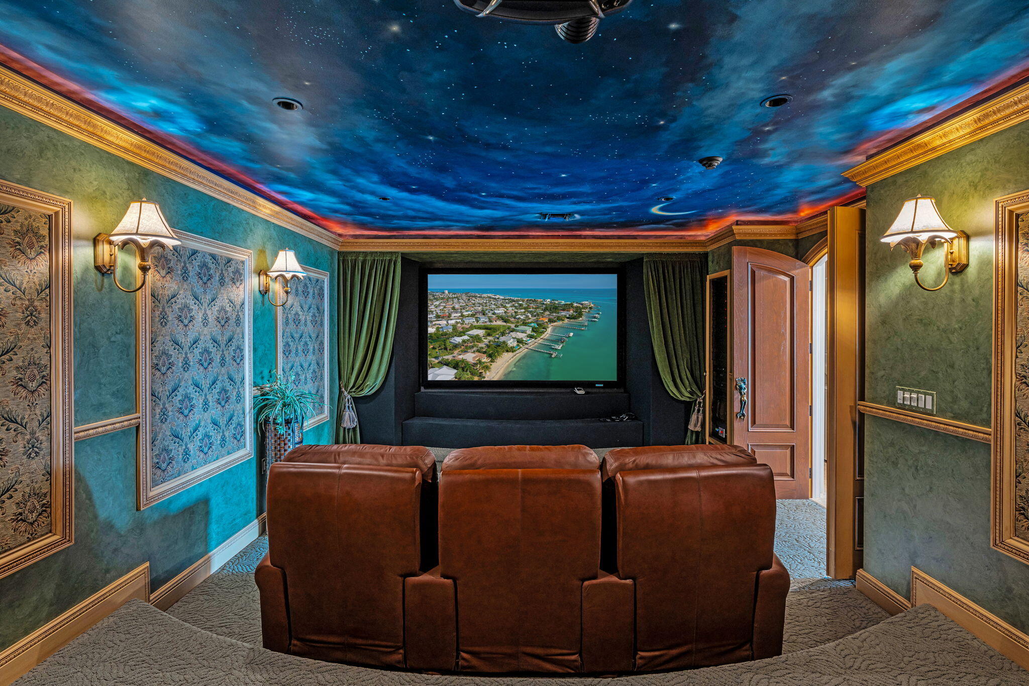 KEY COLONY, Florida, 33051, United States, 4 Bedrooms Bedrooms, ,5 BathroomsBathrooms,Residential,For Sale,1997483