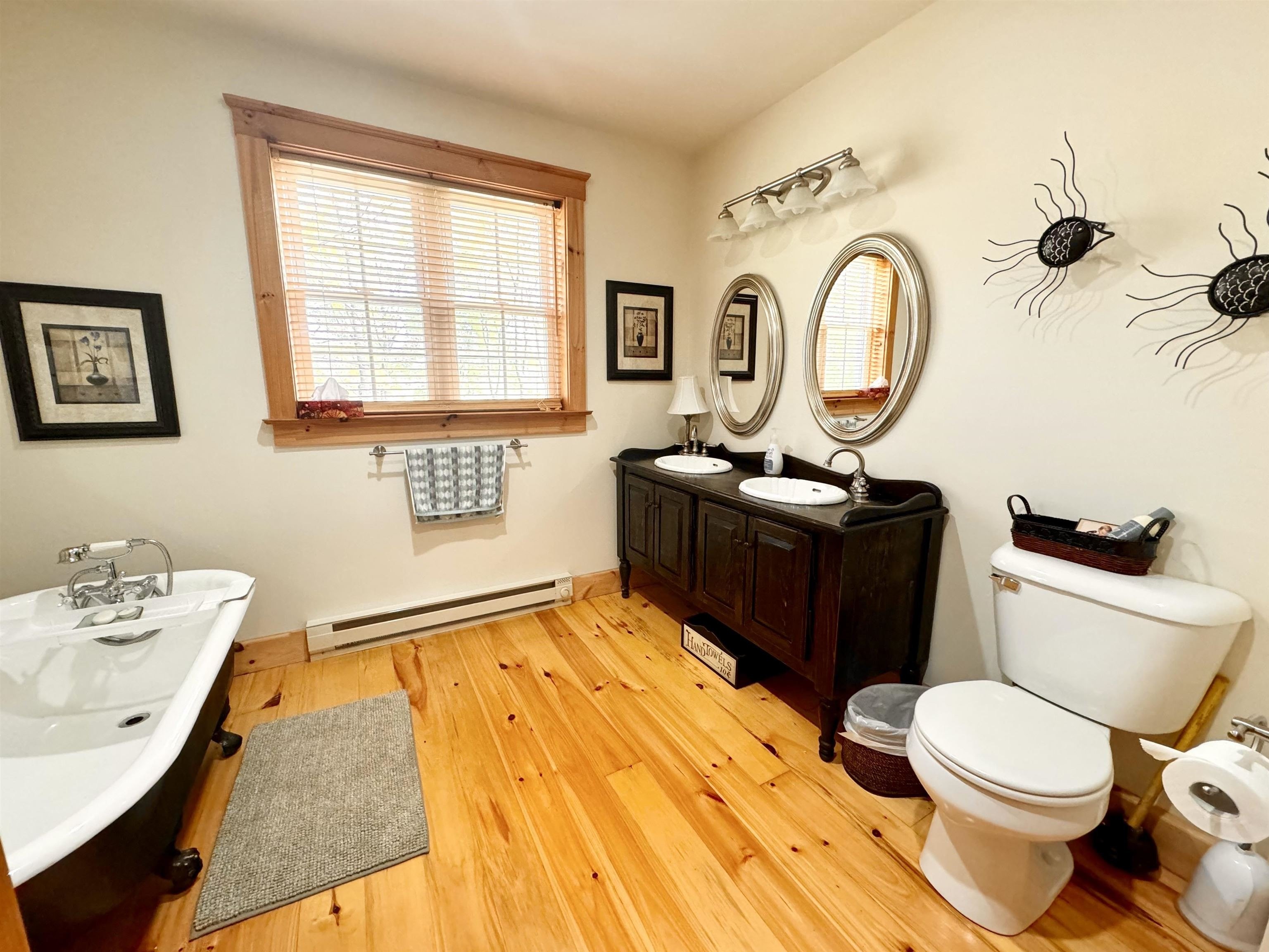 Alburgh, Vermont, 05440, United States, 3 Bedrooms Bedrooms, ,2 BathroomsBathrooms,Residential,For Sale,1981784