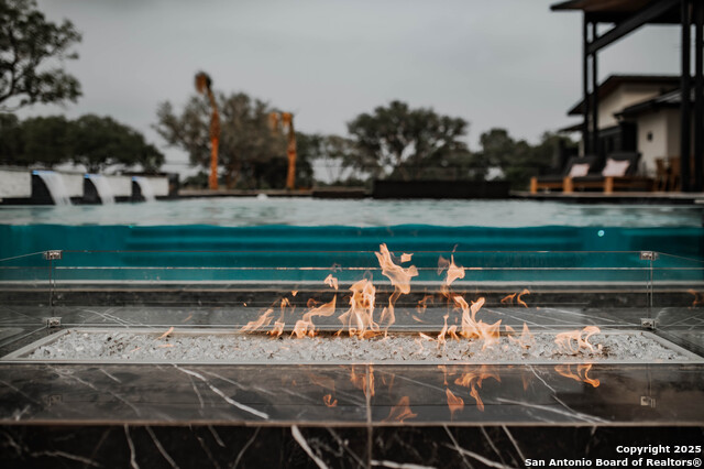 Victoria, Texas, 77904, United States, 4 Bedrooms Bedrooms, ,5 BathroomsBathrooms,Residential,For Sale,1997014