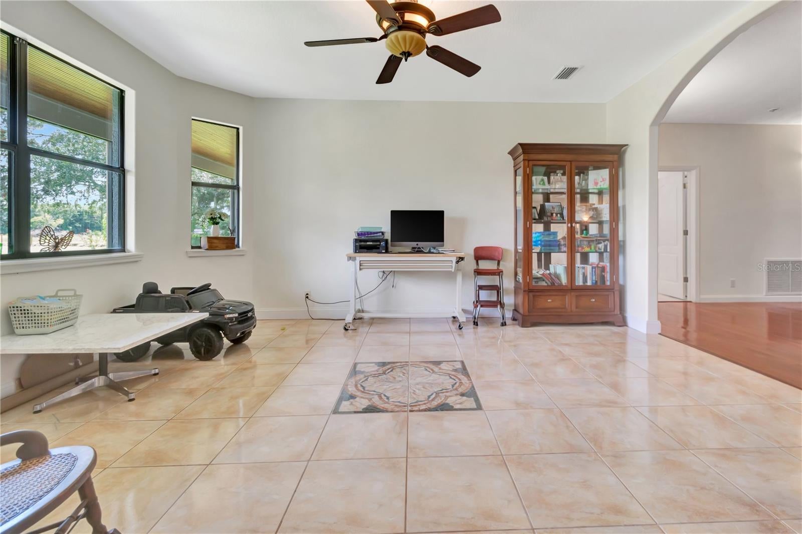 CENTER HILL, Florida, 33514, United States, 5 Bedrooms Bedrooms, ,4 BathroomsBathrooms,Residential,For Sale,1919942