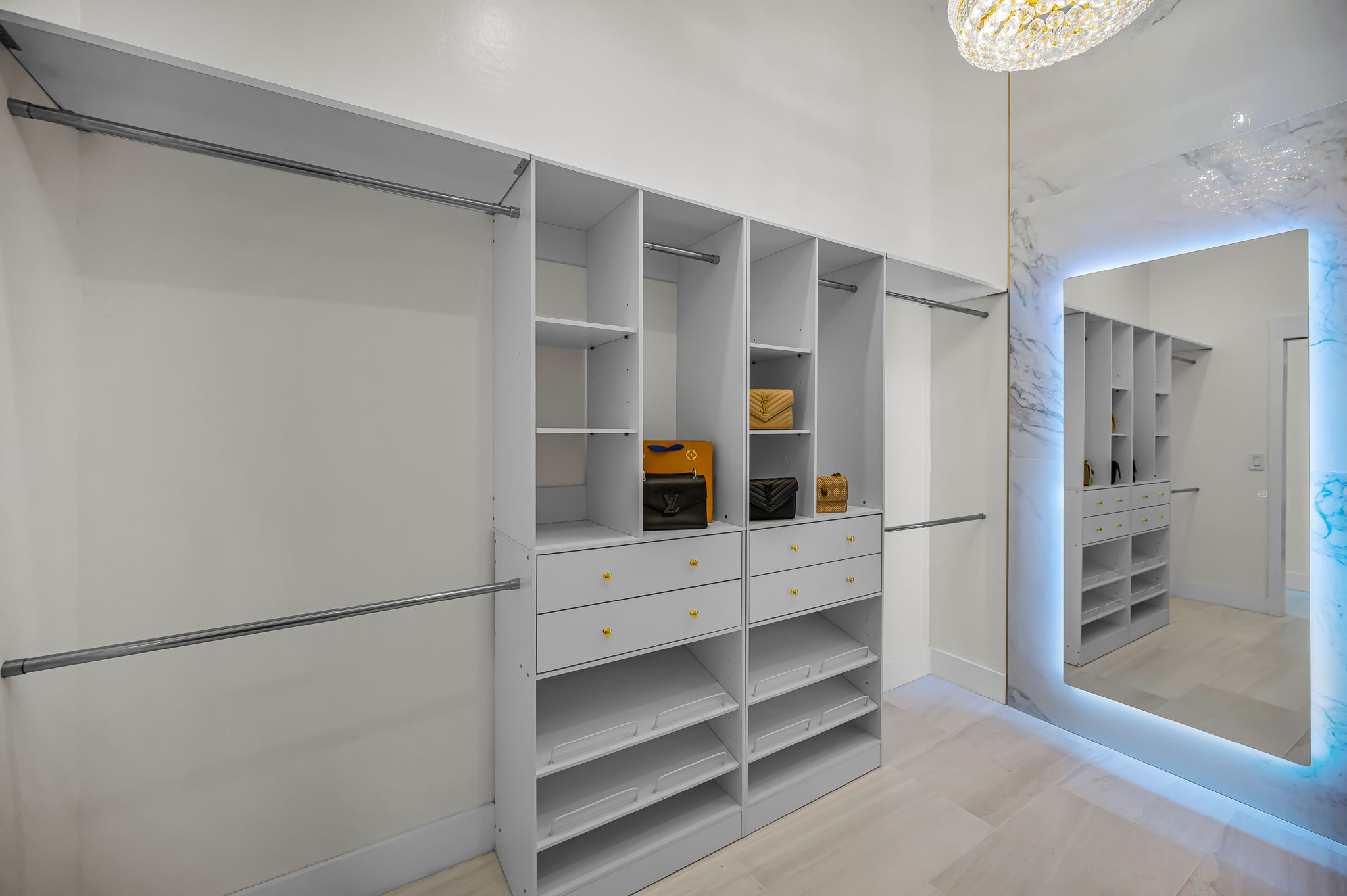 Treasure Island, Florida, 33706, United States, 4 Bedrooms Bedrooms, ,3 BathroomsBathrooms,Residential,For Sale,2016034