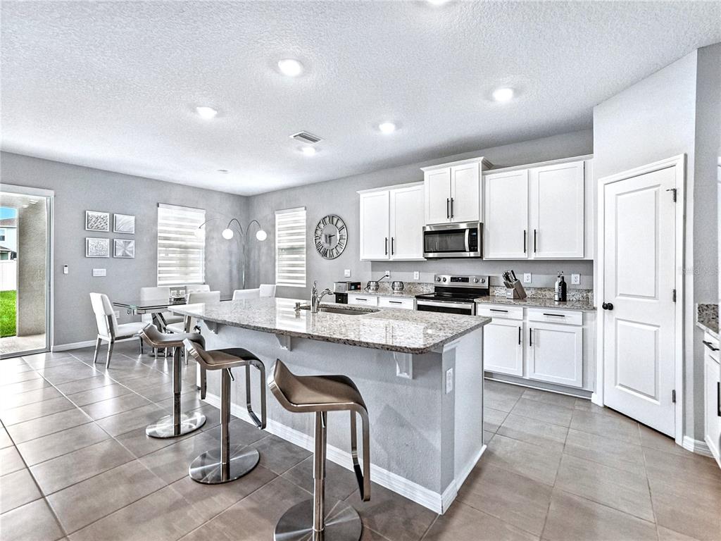 Wesley Chapel, Florida, 33545, United States, 4 Bedrooms Bedrooms, ,3 BathroomsBathrooms,Residential,For Sale,1906709