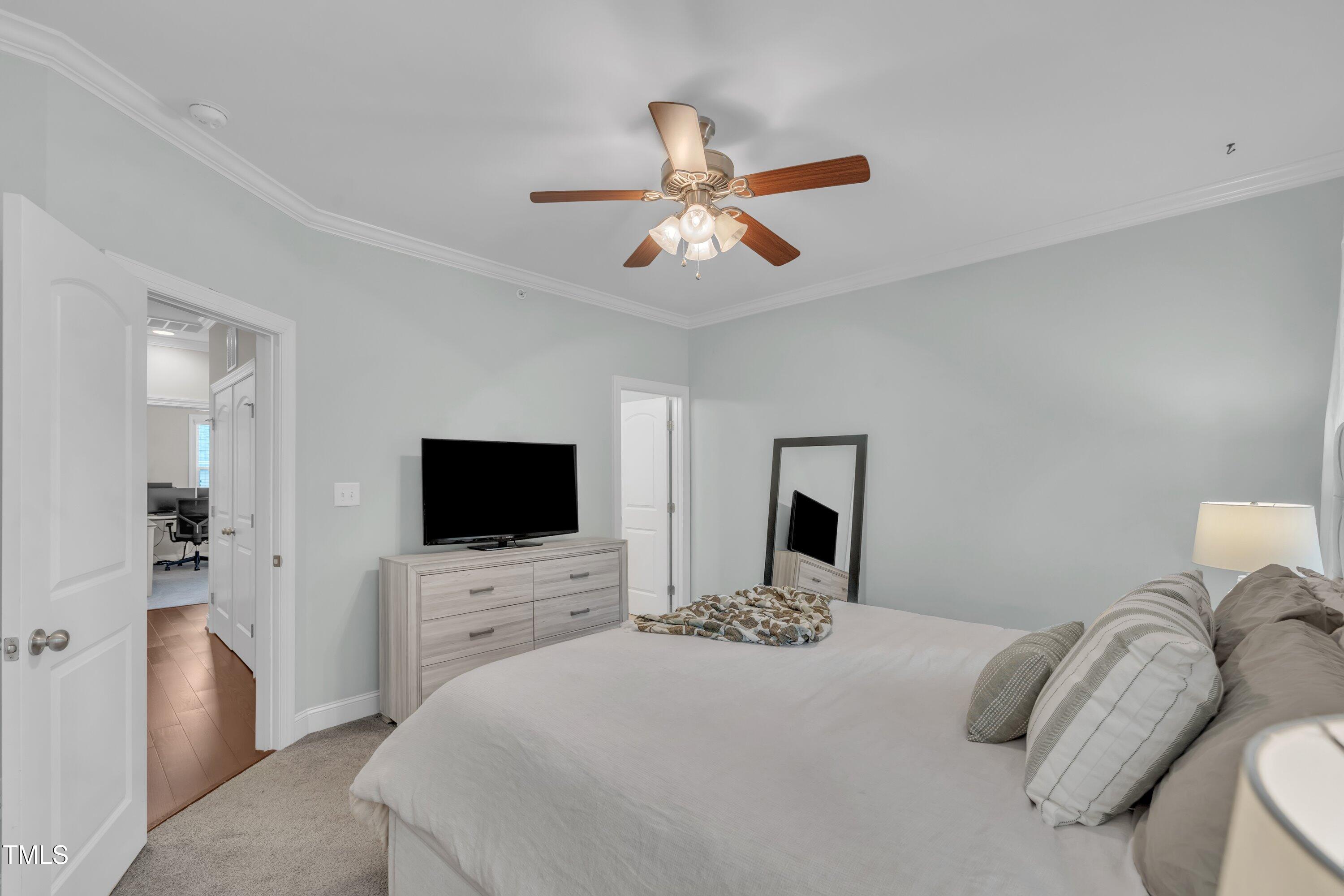 Raleigh, North Carolina, 27608, United States, 2 Bedrooms Bedrooms, ,3 BathroomsBathrooms,Residential,For Sale,1947101