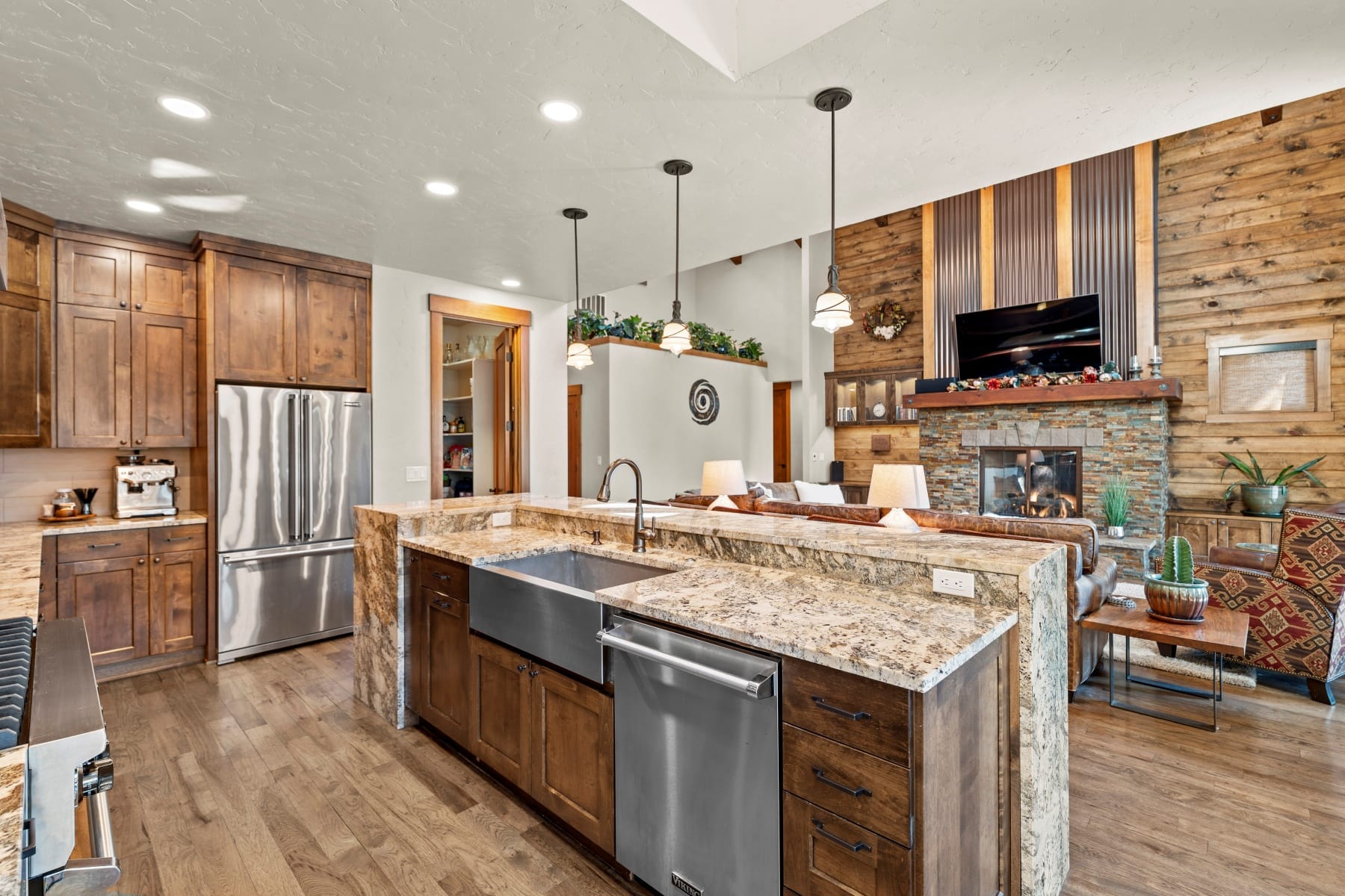  56604 Sunstone Loop #151 Bend, OR 97707 - 物件實景