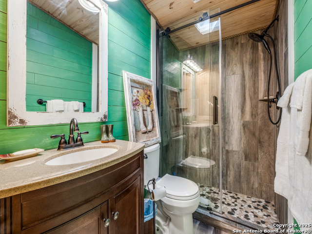 Bandera, Texas, 78003, United States, 4 Bedrooms Bedrooms, ,2 BathroomsBathrooms,Residential,For Sale,1932426