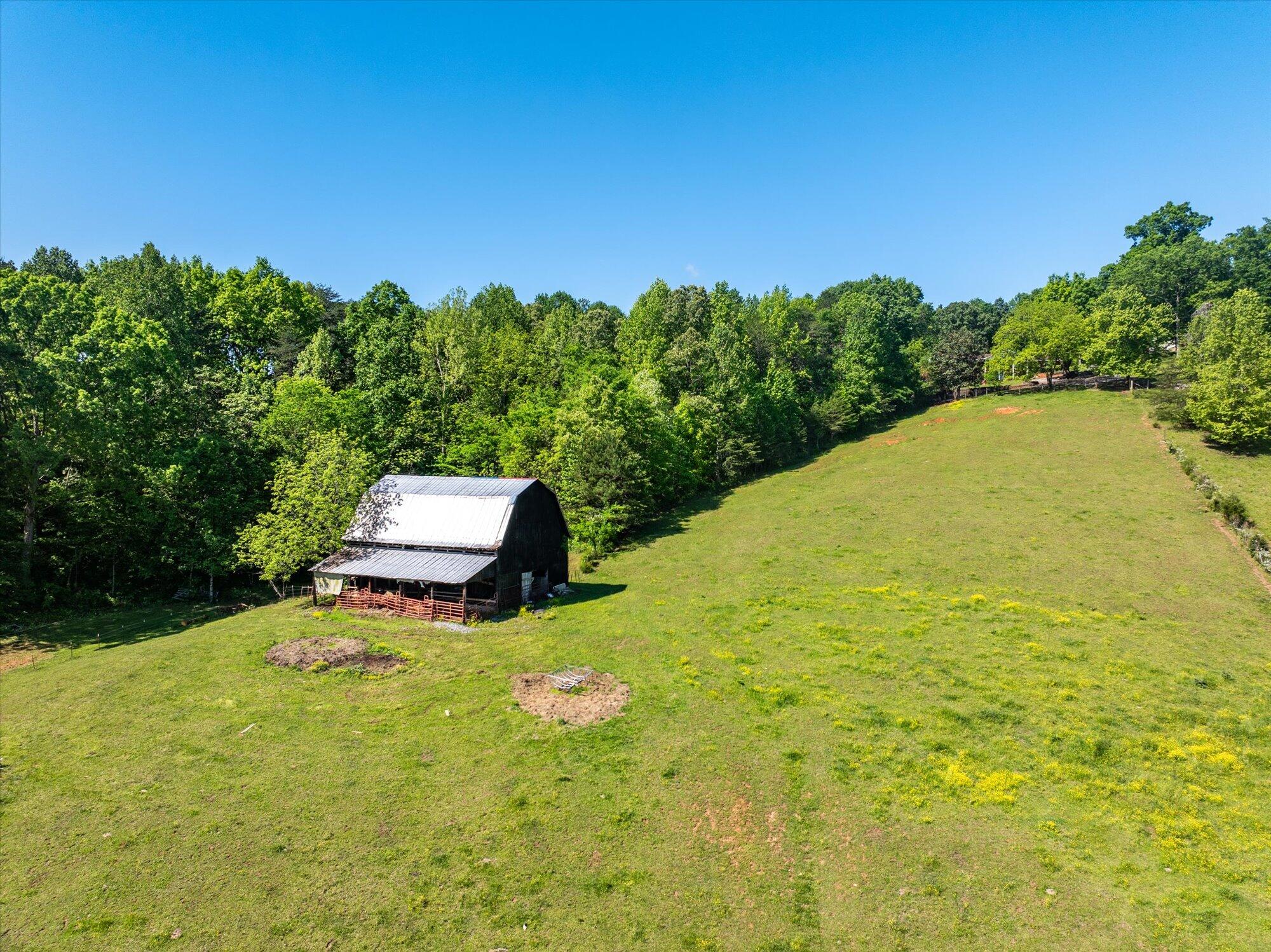 Athens, Tennessee, 37303, United States, 4 Bedrooms Bedrooms, ,3 BathroomsBathrooms,Residential,For Sale,1983022