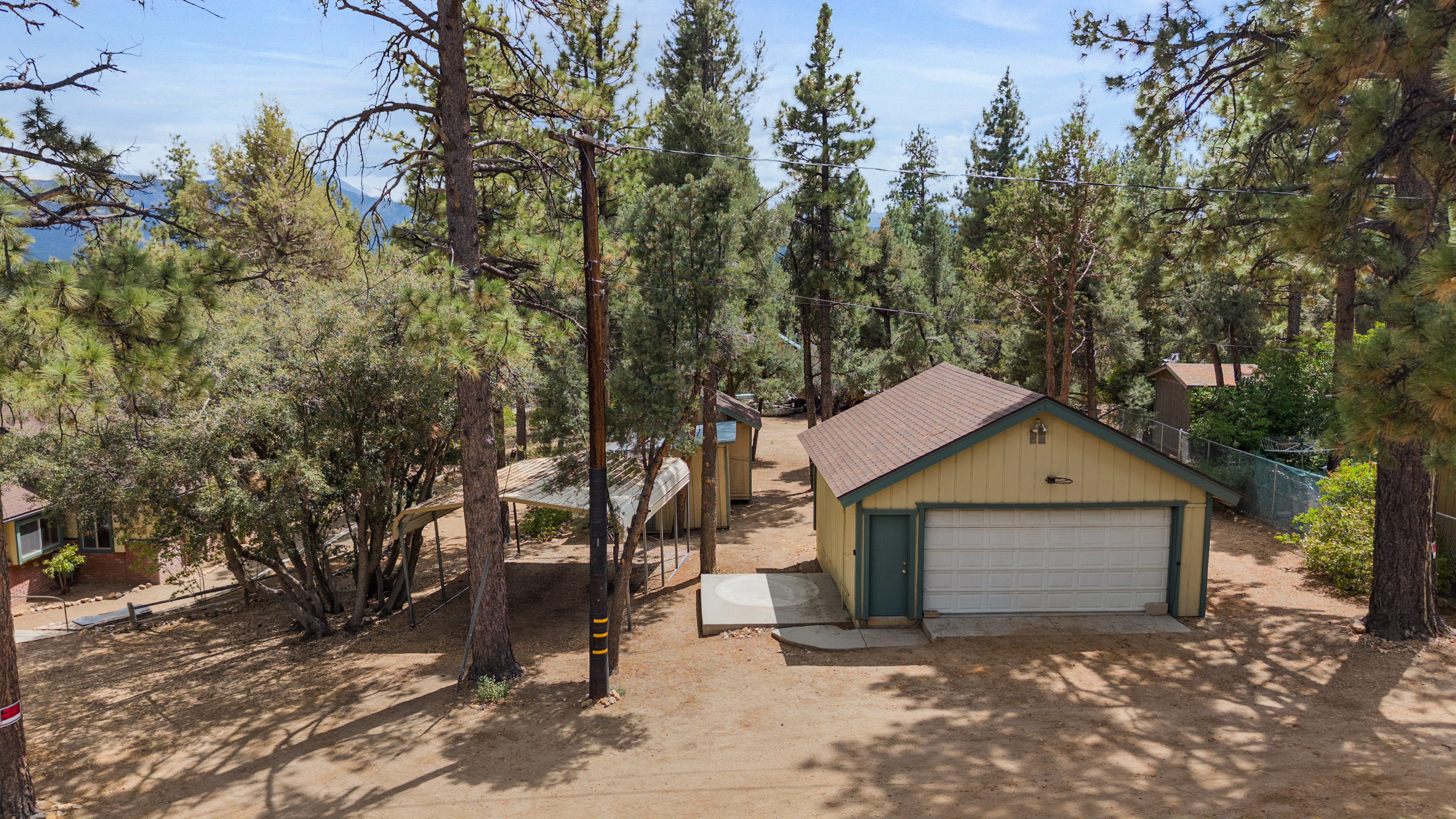  1172 Mound Street, Big Bear City, CA 92314 - 物件實景