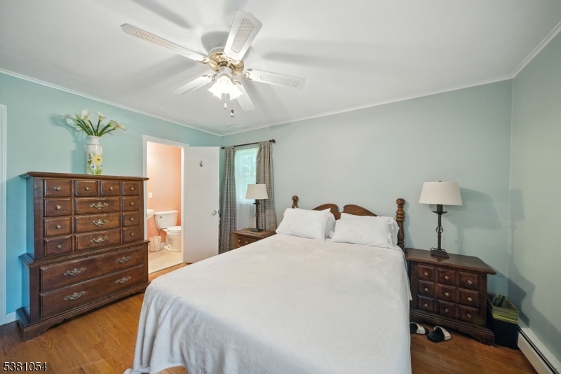 Parsippany-Troy Hills Twp., New Jersey, 07005, United States, 3 Bedrooms Bedrooms, ,2 BathroomsBathrooms,Residential,For Sale,1934343
