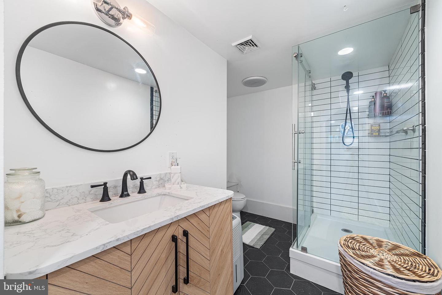 New Hope, Pennsylvania, 18938, United States, 4 Bedrooms Bedrooms, ,3 BathroomsBathrooms,Residential,For Sale,1906694