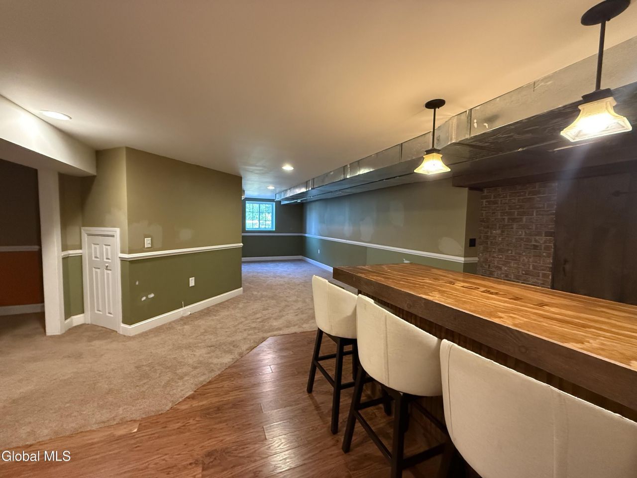 Queensbury, New York, 12804, United States, 4 Bedrooms Bedrooms, ,4 BathroomsBathrooms,Residential,For Sale,1908920