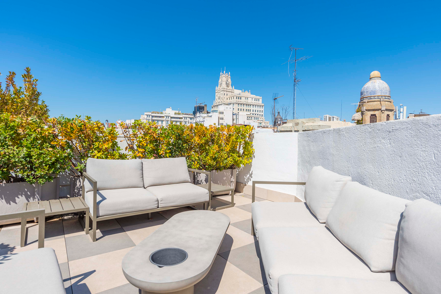  Modern flat with rooftop and pool in the heart of Madrid - 物件實景