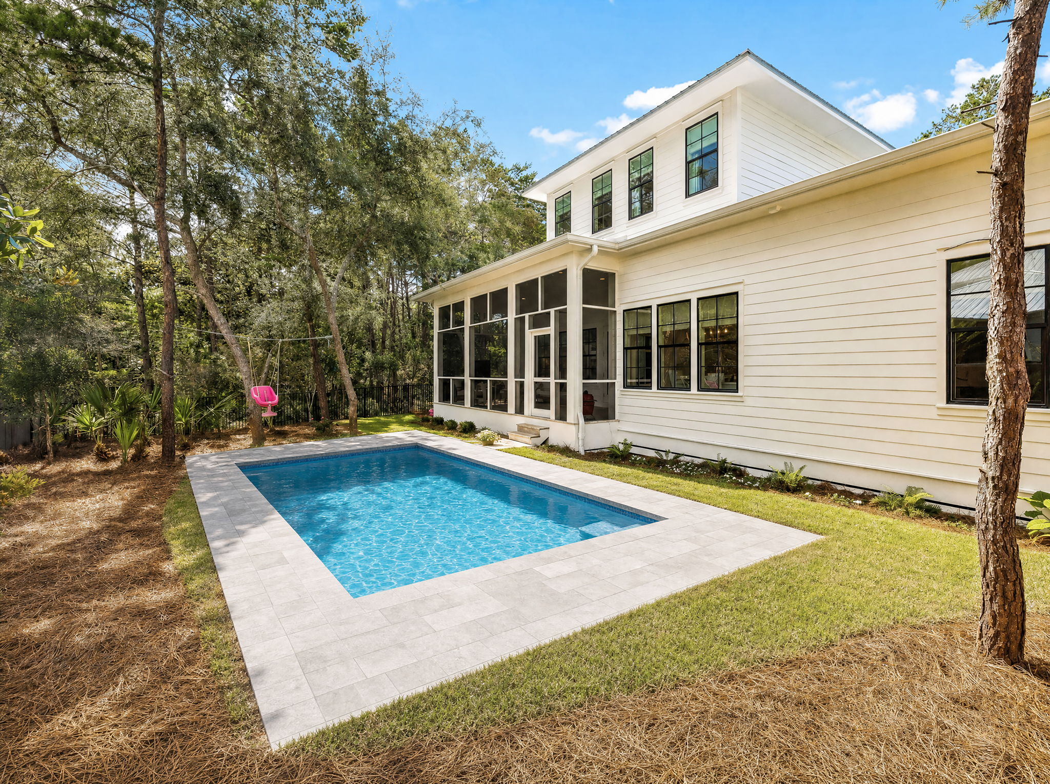  Custom Coastal Luxury with Walkable Beach Access - 物件實景