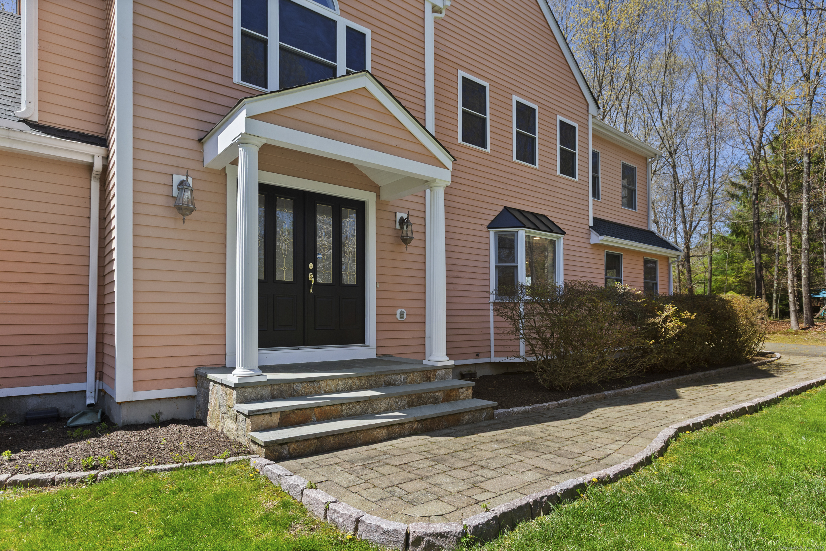 Danbury, Connecticut, 06811, United States, 4 Bedrooms Bedrooms, ,4 BathroomsBathrooms,Residential,For Sale,1792993