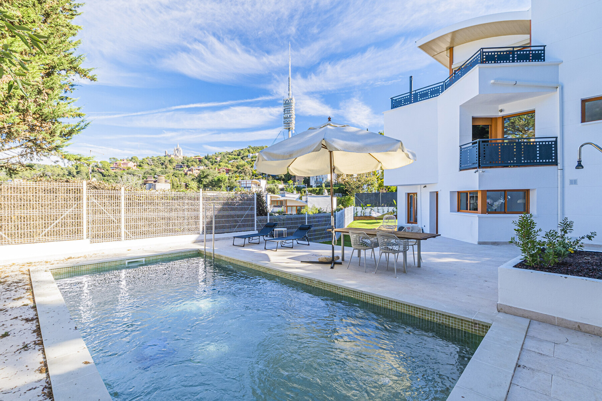  House in Vallvidrera with swimming pool and spectacular views of Tibidabo - 物件實景