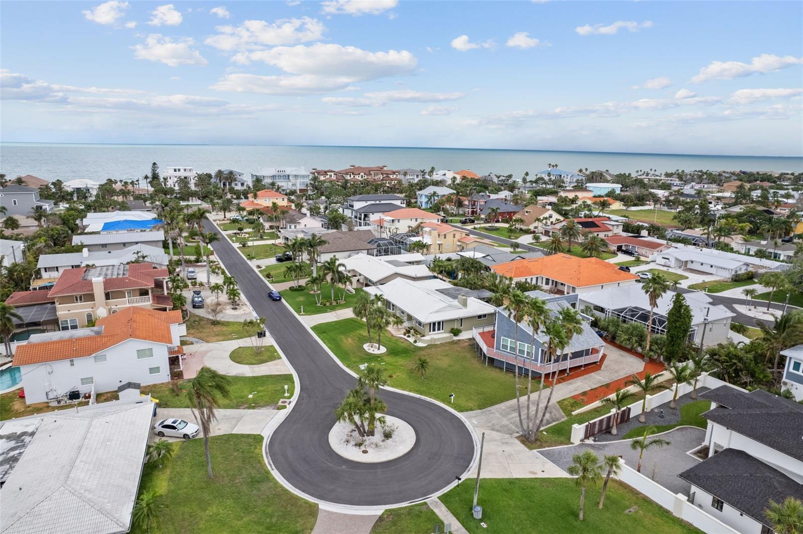 Belleair Beach, Florida, 33786, United States, 2 Bedrooms Bedrooms, ,3 BathroomsBathrooms,Residential,For Sale,1930799