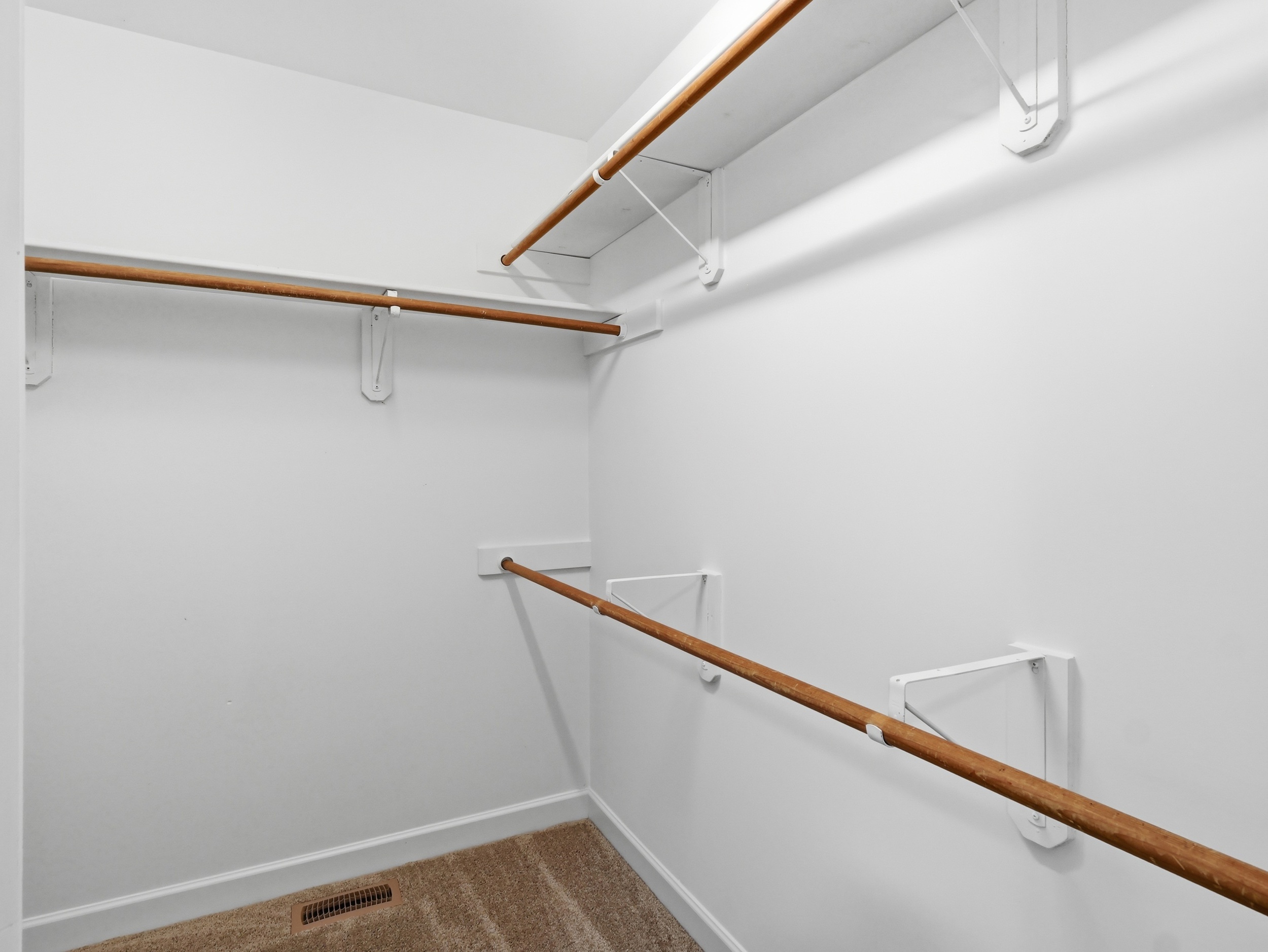  2917 Isabella Drive, Raleigh, NC 27603 - 物件實景