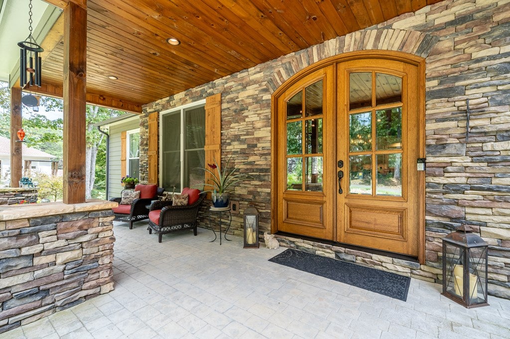 Talking Rock, Georgia, 30175, United States, 3 Bedrooms Bedrooms, ,2 BathroomsBathrooms,Residential,For Sale,1972069