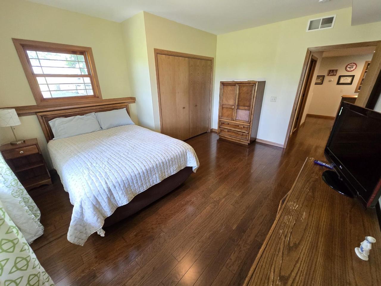 Green Lake, Wisconsin, 54941, United States, 4 Bedrooms Bedrooms, ,3 BathroomsBathrooms,Residential,For Sale,1928712