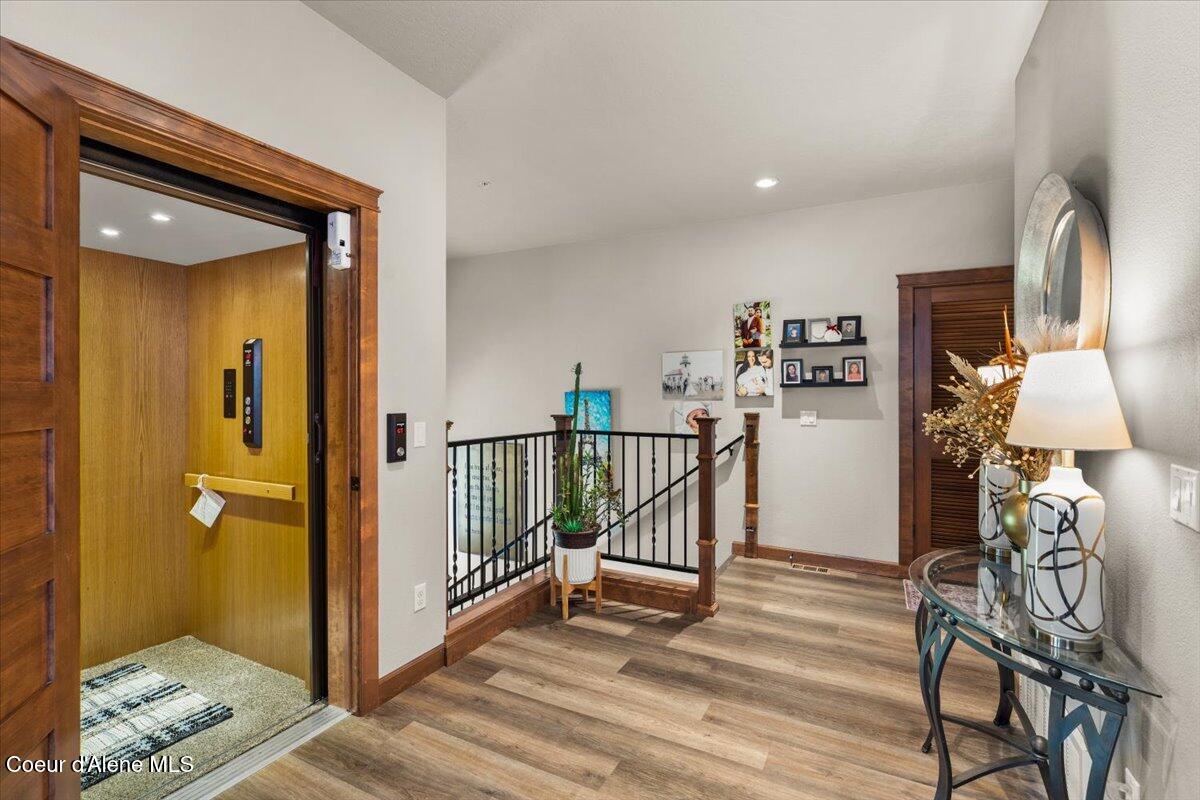 Coeur D'alene, Idaho, 83814, United States, 2 Bedrooms Bedrooms, ,1 BathroomBathrooms,Residential,For Sale,1761897