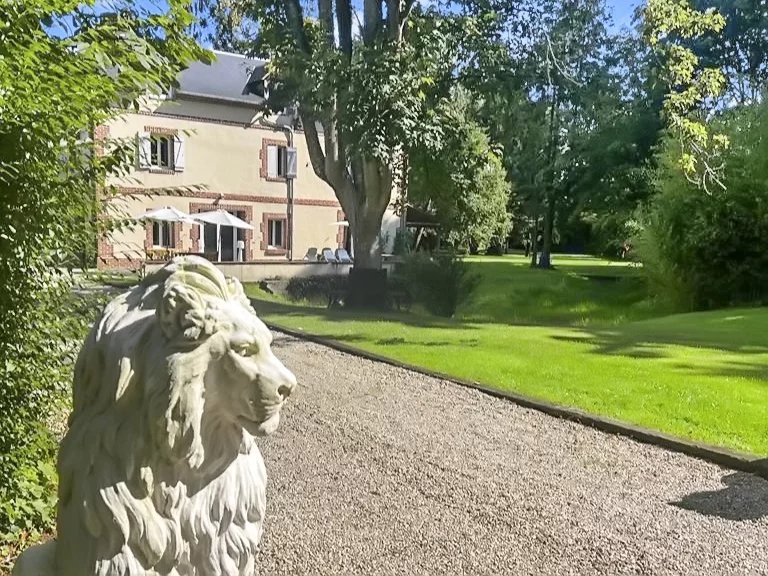 Trouville-sur-Mer, Normandy, 14360, FR, 7 Bedrooms Bedrooms, ,9 BathroomsBathrooms,Residential,For Sale,1672697