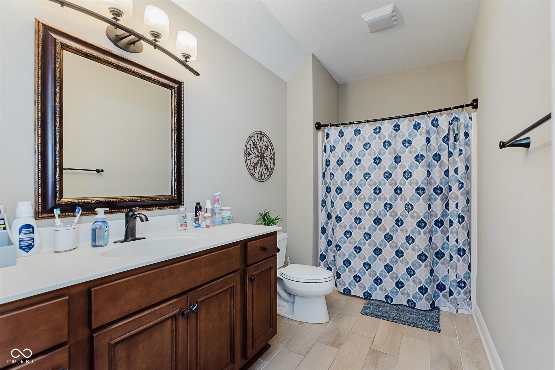 Greenwood, Indiana, 46143, United States, 5 Bedrooms Bedrooms, ,6 BathroomsBathrooms,Residential,For Sale,1983006