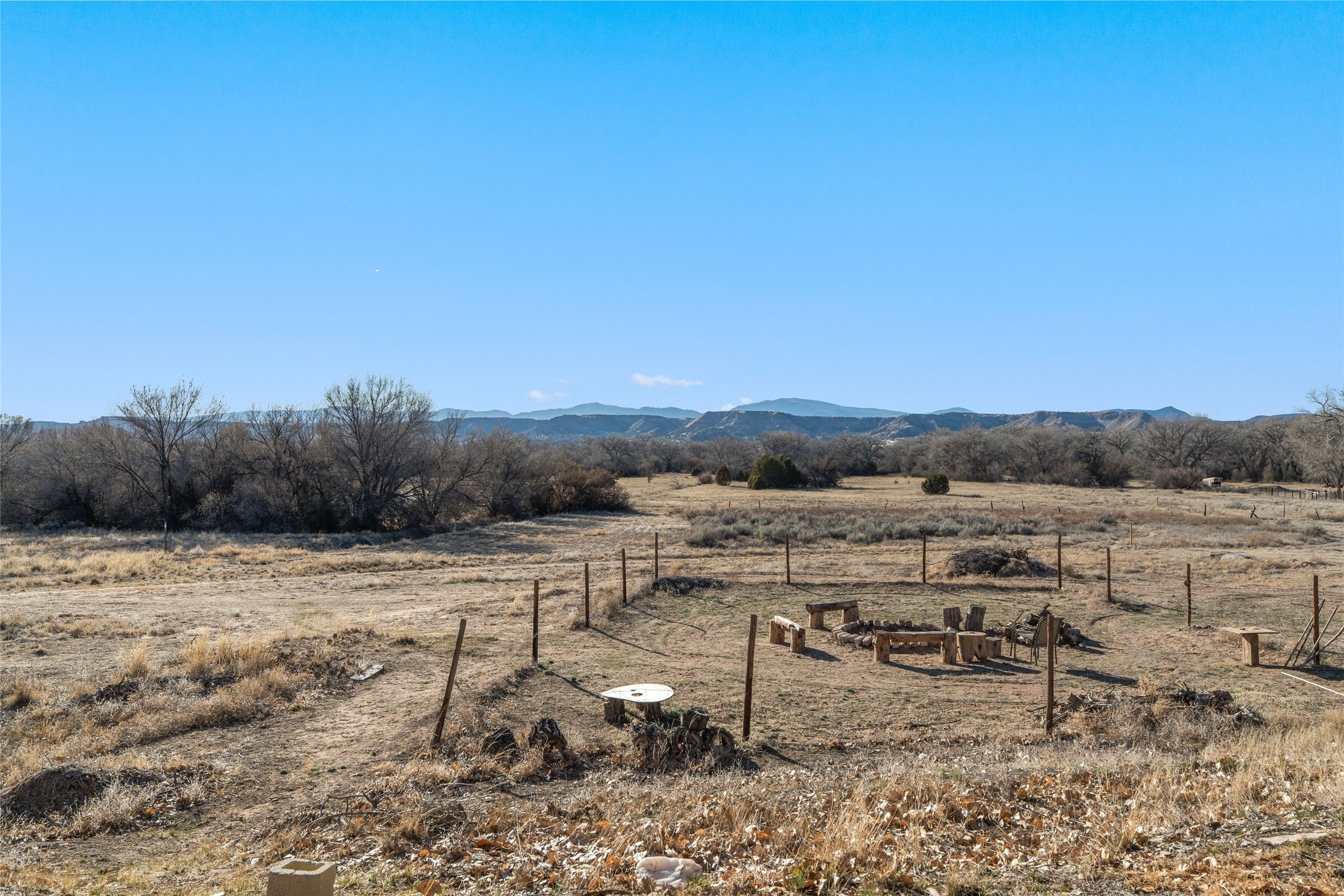  76 & 78 County Road 114 - 物件實景