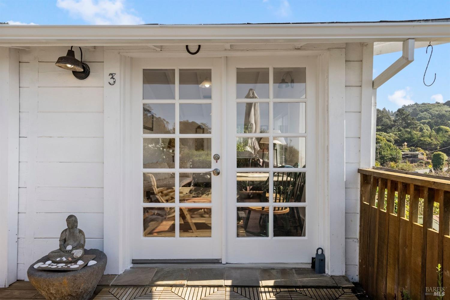 Stinson Beach, California, 94970, United States, 1 Bedroom Bedrooms, ,1 BathroomBathrooms,Residential,For Sale,1838443