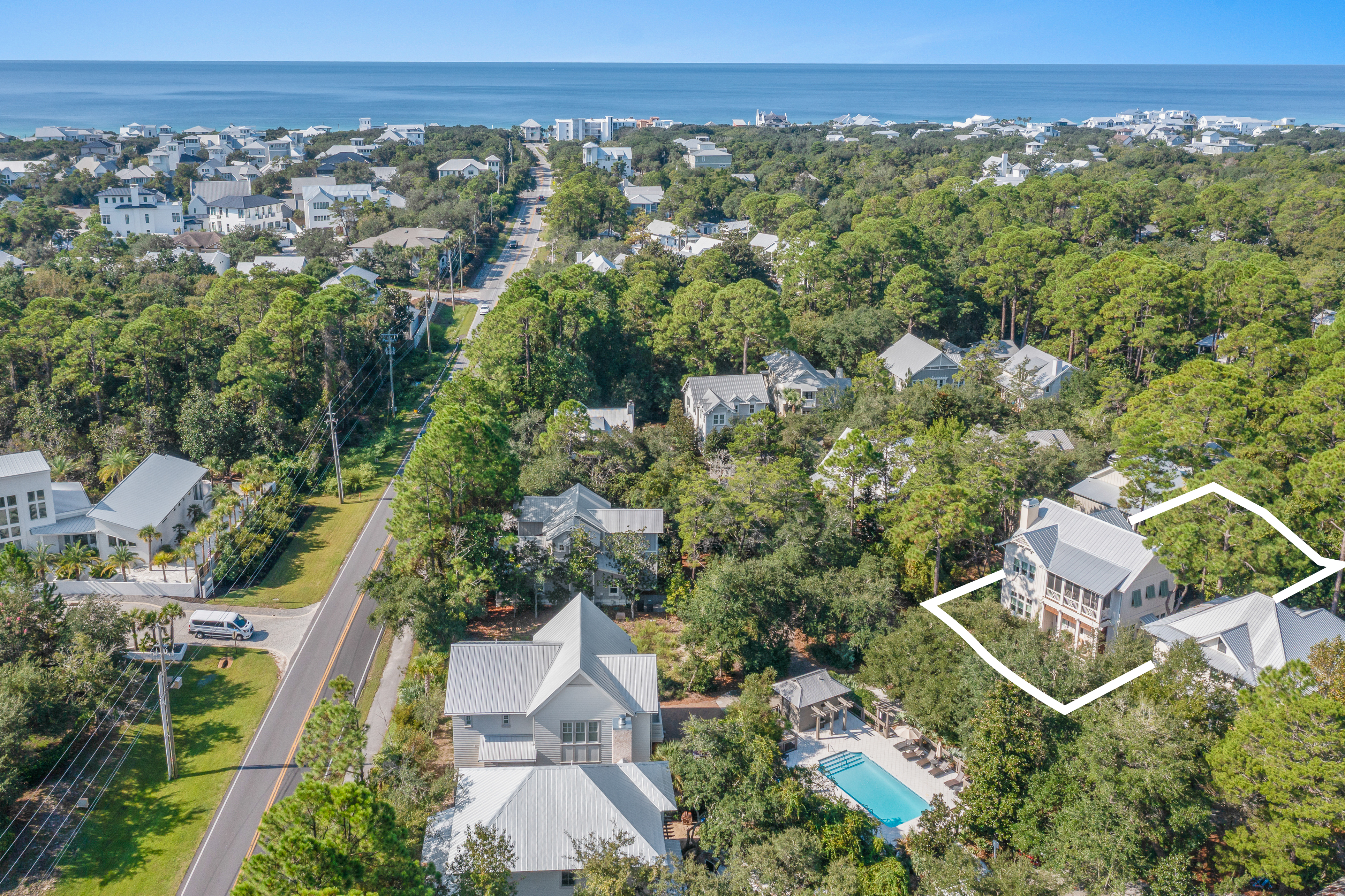  Distinctive Preserve-Backed Seagrove Beach Retreat Near the Gulf - 物件實景